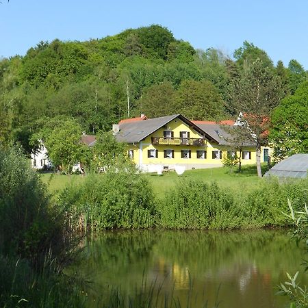 Fruehstueckspension Krump Bad Waltersdorf Exterior foto
